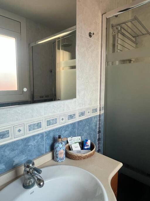 Apartamento Atico Luminoso Centrico Y Comodo Figueras Exterior foto