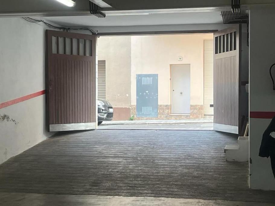 Apartamento Atico Luminoso Centrico Y Comodo Figueras Exterior foto